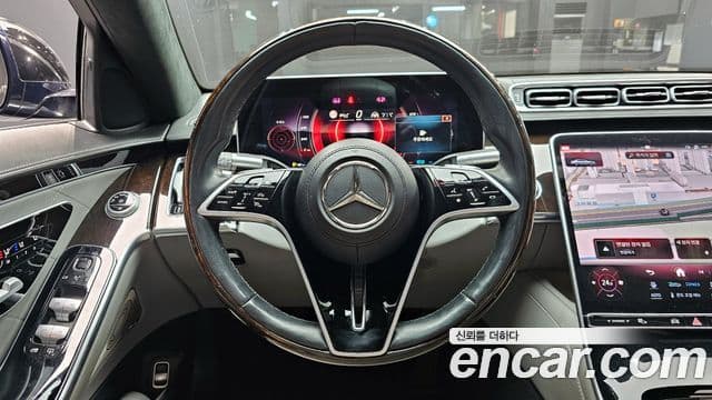 Mercedes-Benz S-Class 2021 — Photo 3/20