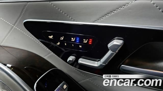 Mercedes-Benz S-Class 2021 — Photo 10/20