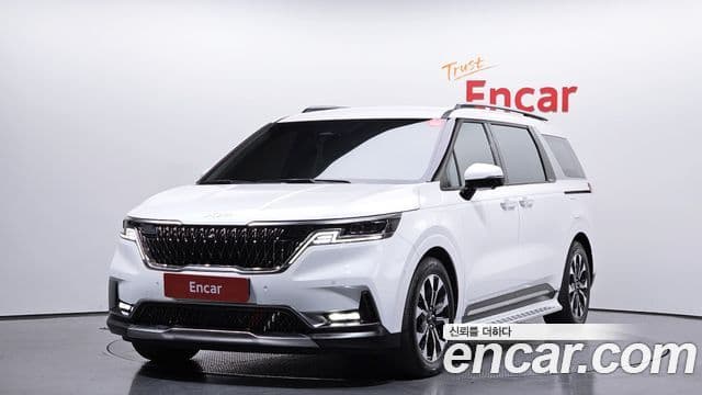 Kia Carnival 2022 — Фото 1/20