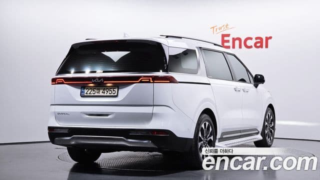 Kia Carnival 2022 — Фото 2/20