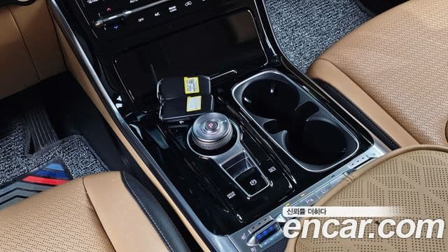 Kia Carnival 2022 — Фото 9/20