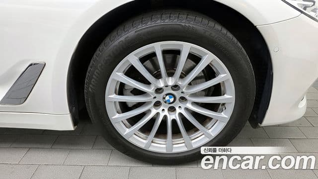 BMW 5 Series 2019 — Şəkil 5/20