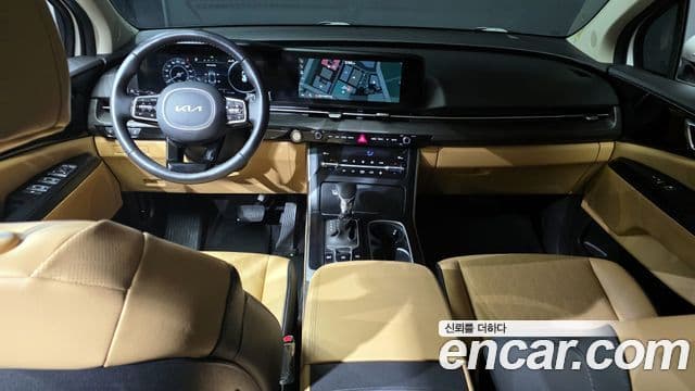 Kia Carnival 2022 — ფოტო 7/20