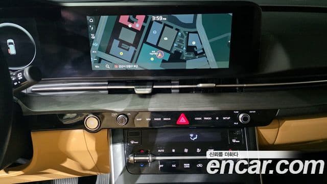 Kia Carnival 2022 — ფოტო 20/20