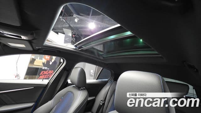 BMW 1 Series 2024 — ფოტო 18/20