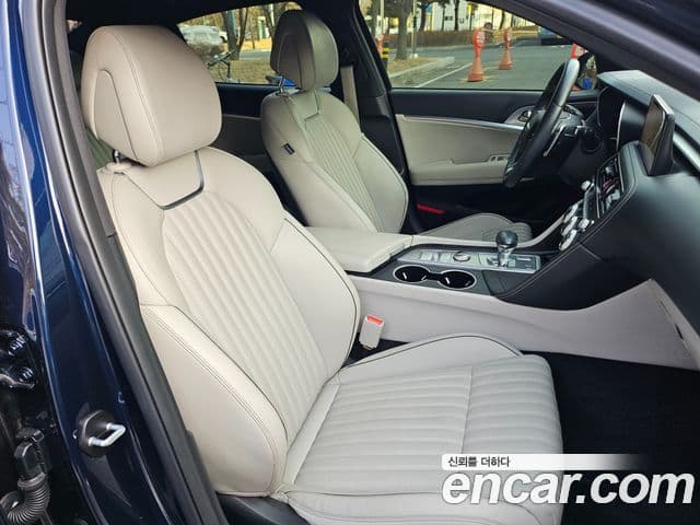 Genesis G70 2021 — ფოტო 8/20