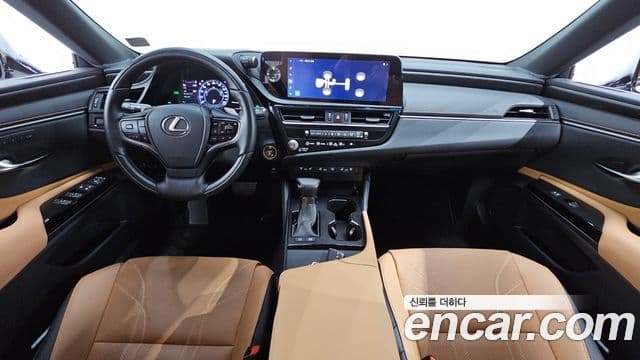 Lexus ES300h 2023 — Şəkil 7/20