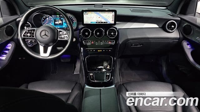 Mercedes-Benz GLC-Class 2021 — Photo 8/20