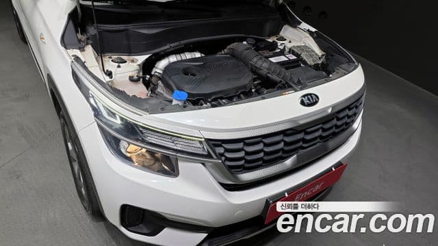 Kia Seltos 2021 — Şəkil 18/20