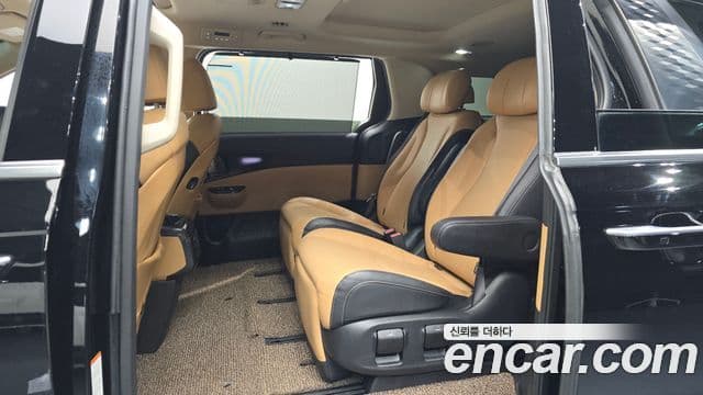 Kia Carnival 2022 — Şəkil 12/20