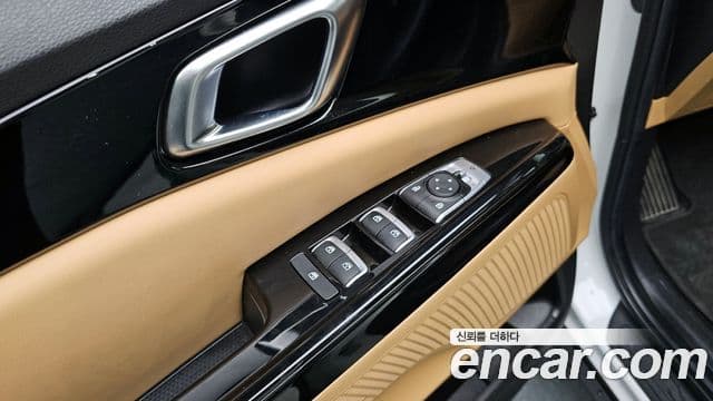 Kia Carnival 2020 — ფოტო 12/20