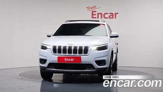Jeep Cherokee 2021 — ფოტო 3/20