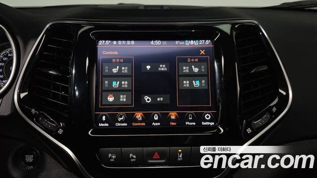 Jeep Cherokee 2021 — фото 17 из 20