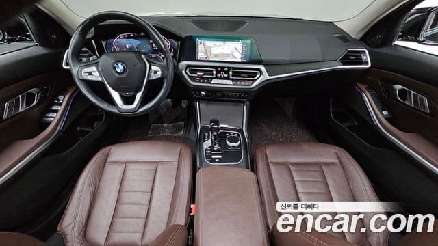 BMW 3 Series 2021 — фото 10 из 20
