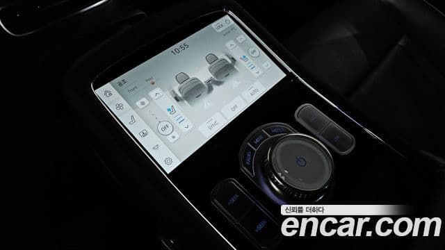 Genesis G90 2022 — Photo 13/20