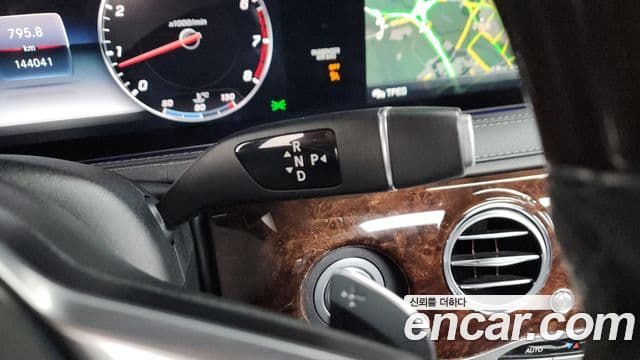 Mercedes-Benz S-Class 2019 — ფოტო 12/20