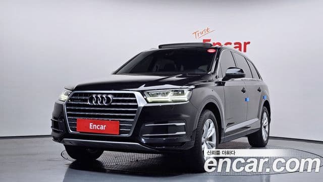 Audi Q7 2019 — ფოტო 3/20