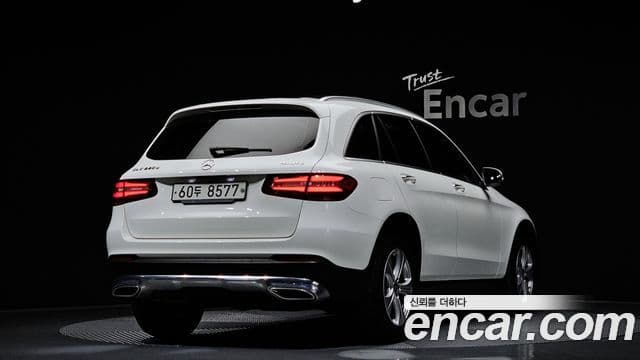Mercedes-Benz GLC-Class 2018 — Şəkil 2/20