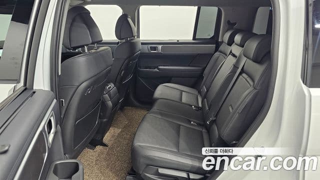 Hyundai Santa Fe 2023 — Şəkil 12/20