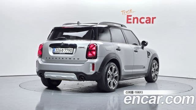 Mini Cooper S Countryman 2023 — ფოტო 2/20