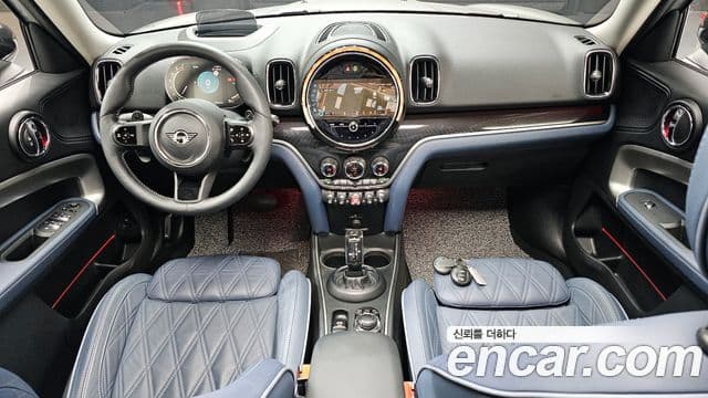 Mini Cooper S Countryman 2023 — фото 7 из 20