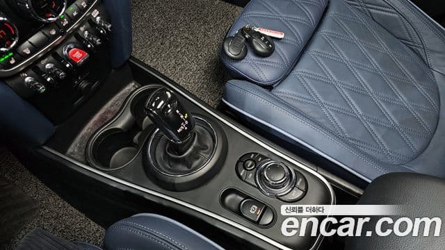 Mini Cooper S Countryman 2023 — фото 9 из 20