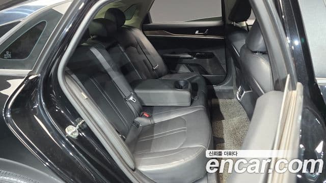 Kia K5 2020 — Şəkil 10/20