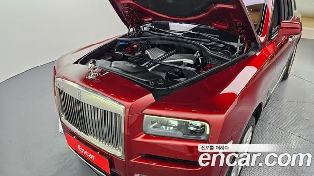 Rolls-Royce Cullinan 2023 — Photo 7/20