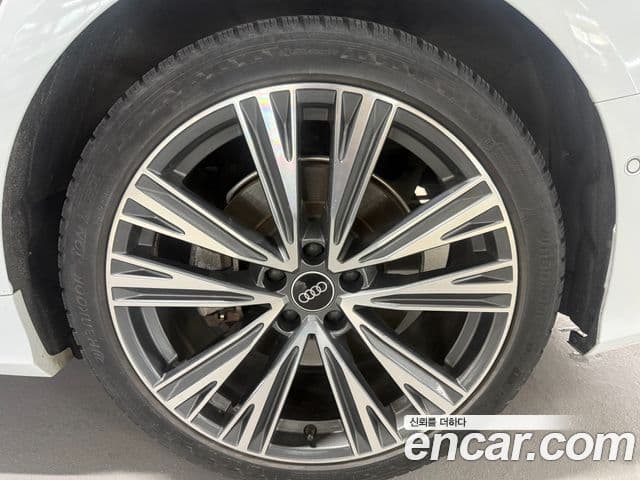 Audi A6 2023 — Şəkil 10/20