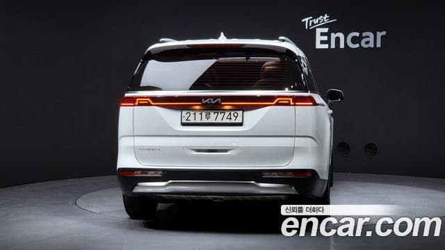 Kia Carnival 2022 — Фото 4/20