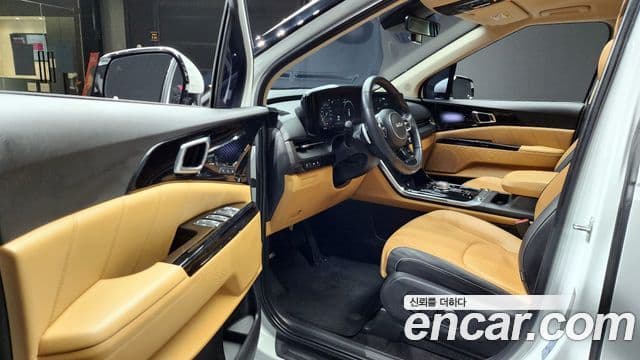 Kia Carnival 2022 — Фото 11/20