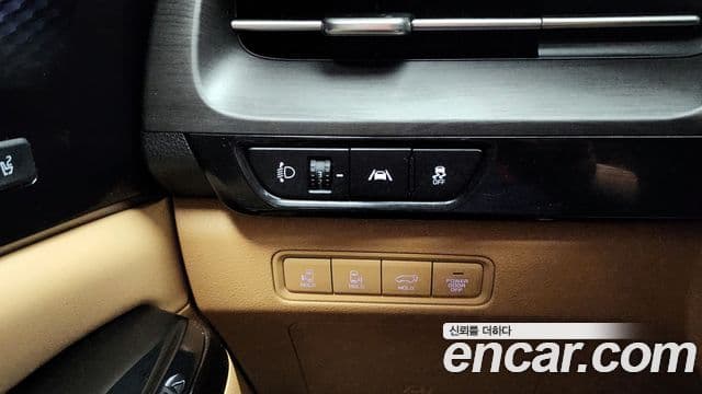 Kia Carnival 2022 — Фото 18/20