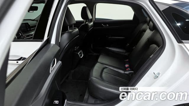 Kia K5 2023 — Photo 18/20