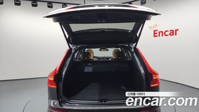 Volvo XC60 2024 — Şəkil 20/20