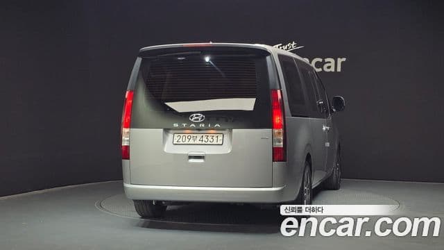 Hyundai Staria 2022 — Photo 16/29
