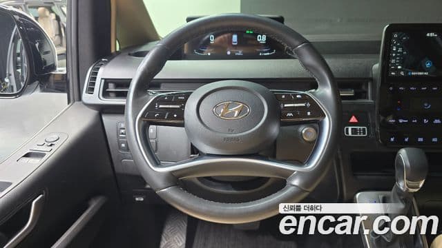 Hyundai Staria 2022 — Photo 13/29