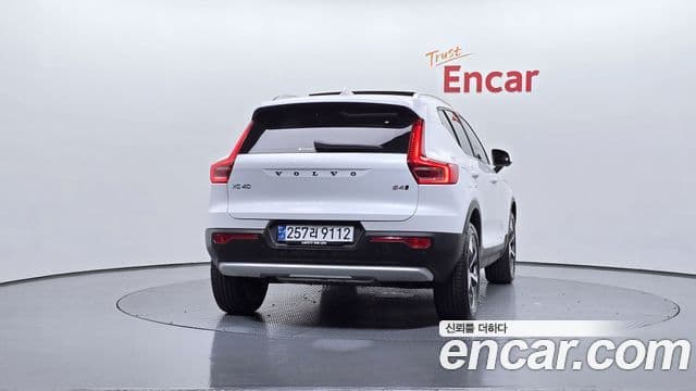 Volvo XC40 2024 — Şəkil 4/20