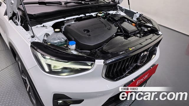 Volvo XC40 2024 — Şəkil 6/20