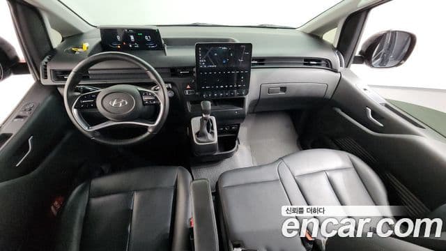 Hyundai Staria 2023 — ფოტო 7/20