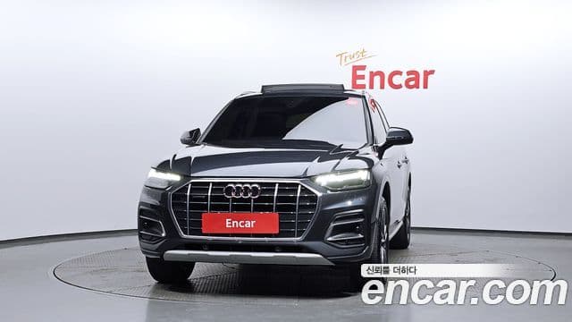 Audi Q5 2022 — ფოტო 18/20
