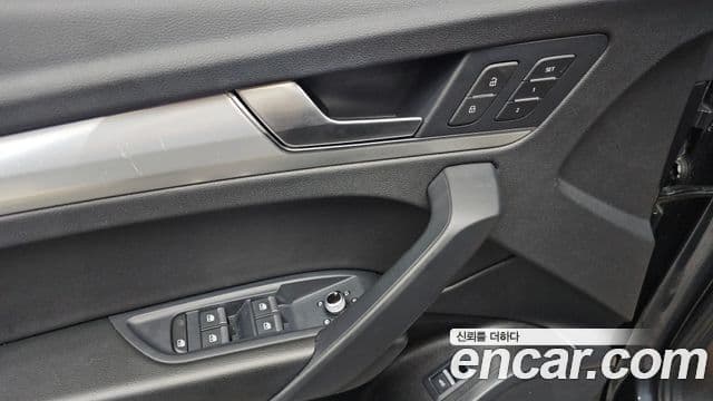 Audi Q5 2022 — ფოტო 20/20