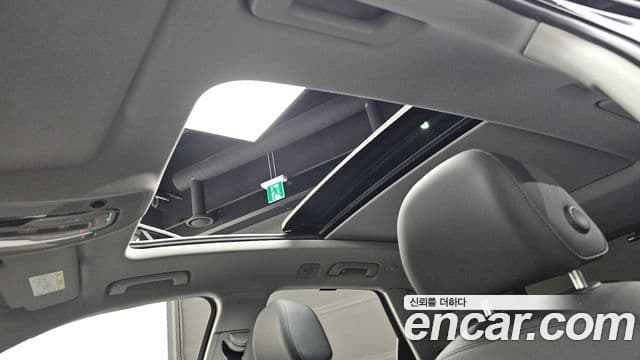Audi Q5 2022 — ფოტო 5/20
