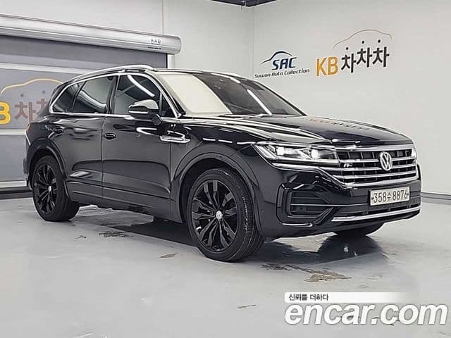Volkswagen Touareg 2020 — ფოტო 3/18