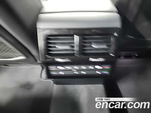 Volkswagen Touareg 2020 — фото 13 из 18