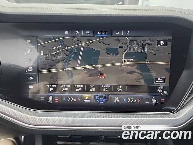 Volkswagen Touareg 2020 — ფოტო 15/18