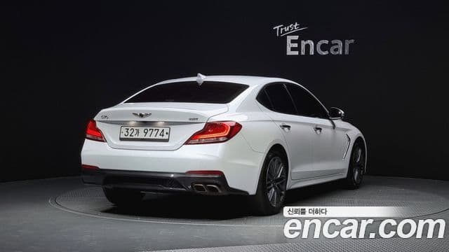Genesis G70 2018 — ფოტო 6/20