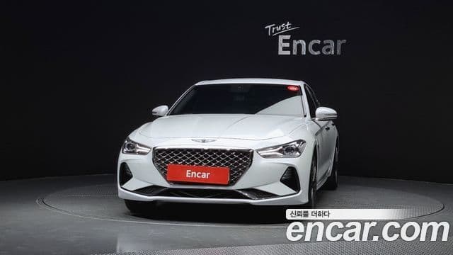 Genesis G70 2018 — ფოტო 17/20