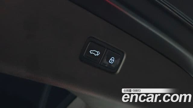 Genesis GV80 2020 — ფოტო 19/20