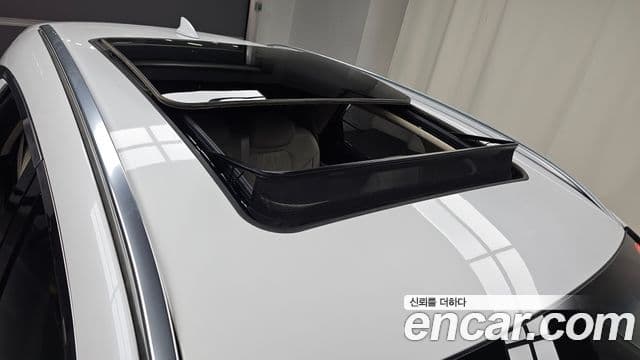 Genesis GV70 2023 — Şəkil 19/20