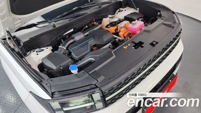 Hyundai Santa Fe 2023 — ფოტო 5/20